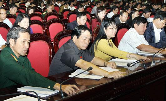 Giao chỉ tiêu tăng trưởng 5,8%