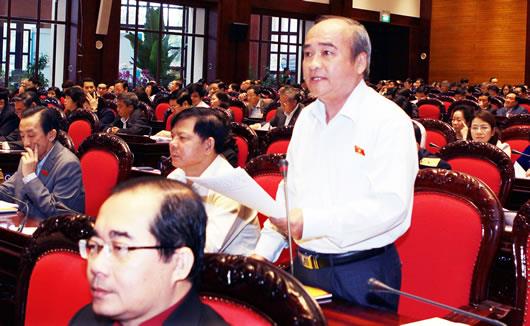 Thắt chặt kinh doanh vận tải thủy nội địa