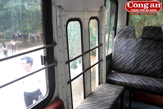 Kiểm tra, xử lý xe ô-tô đưa đón học sinh tại Gia Lai: Giật mình với nhiều sai phạm