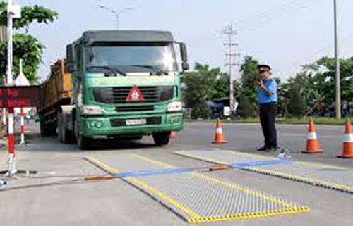 Đẩy mạnh công tác đảm bảo trật tự an toàn giao thông