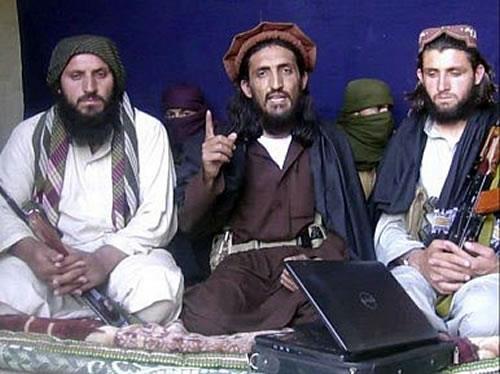 IS công khai tuyển dụng tại Pakistan