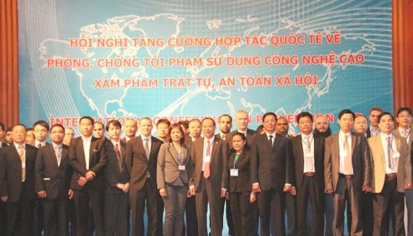 Hợp tác quốc tế về phòng, chống tội phạm sử dụng công nghệ cao xâm phạm TTATXH