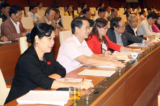 Kỳ họp thứ 8, Quốc hội khóa XIII: Còn nhiều tranh luận về phiếu tín nhiệm