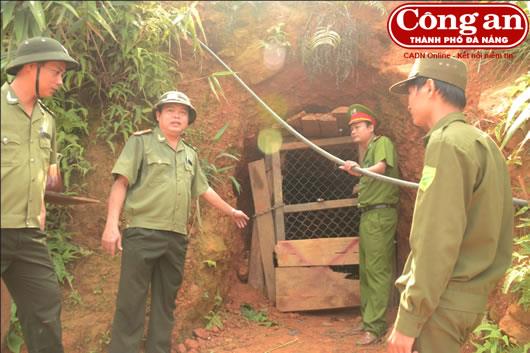 Người dân cam kết chấm dứt khai thác vàng trái phép tại Khe Đương