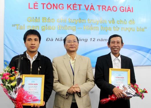 Góp phần nâng cao nhận thức của người dân