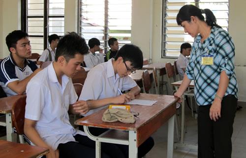 Hơn 900 ngàn thí sinh làm thủ tục dự thi tốt nghiệp THPT