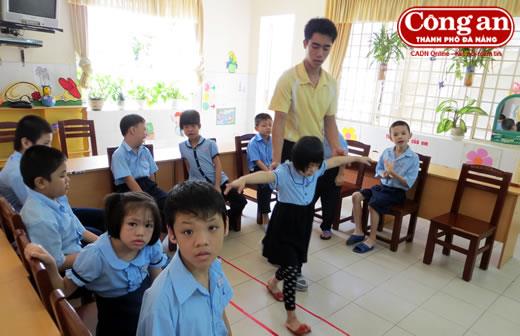 Bất cập trong đào tạo giáo viên chuyên biệt