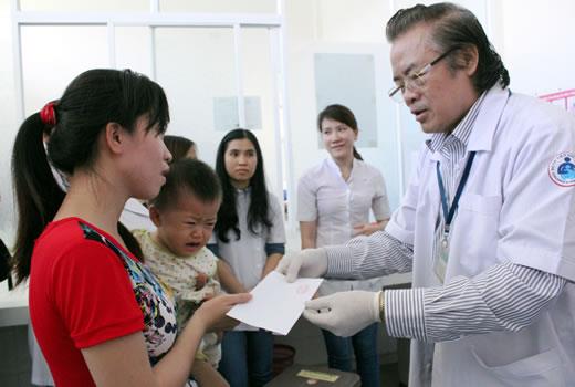 Phẫu thuật từ thiện miễn phí cho trẻ em sứt môi hở vòm