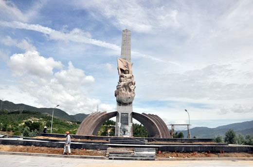 Bản hùng ca Thượng Đức