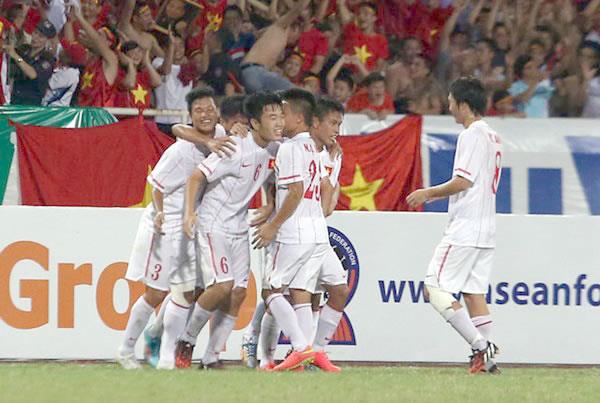U19 Việt Nam 4-1 U19 Myanmar: Hẹn Nhật Bản ở chung kết