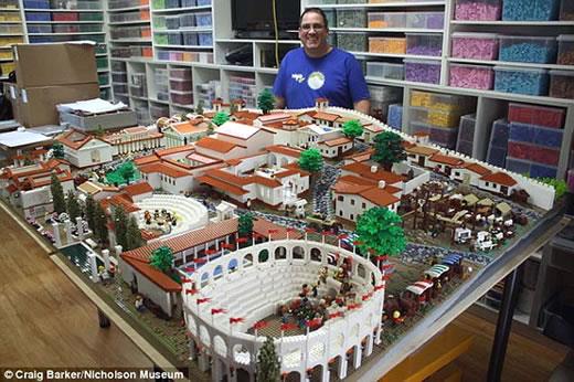 Thành phố Pompeii bằng Lego