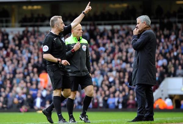 Jose Mourinho để trái tim trong tay áo