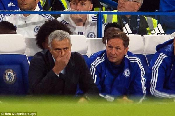 7 phút tự trào của Jose Mourinho
