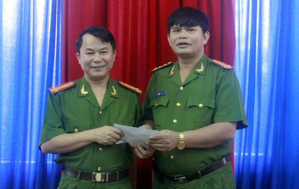 Thưởng nóng vụ triệt phá thành công nhóm cướp vàng tại mỏ vàng Bồng Miêu