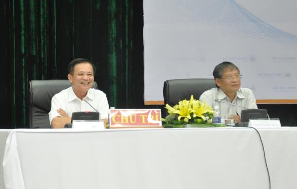 Lãnh đạo thành phố đối thoại với thanh niên