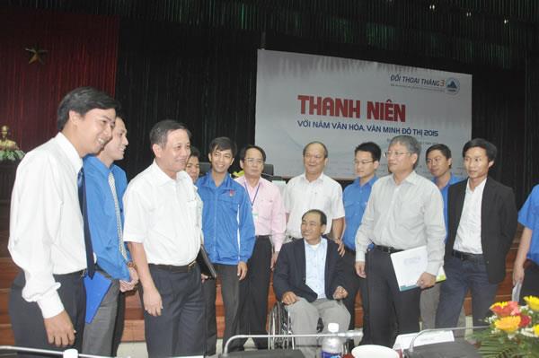 Sôi nổi chuyện văn hóa, văn minh