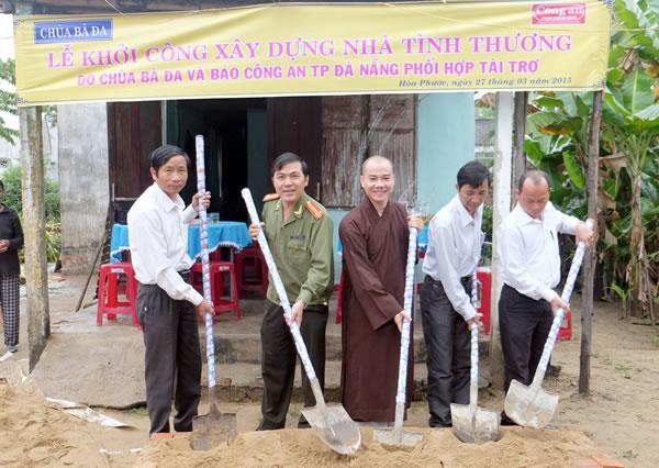 Khởi công xây dựng Nhà tình thương cho người nghèo