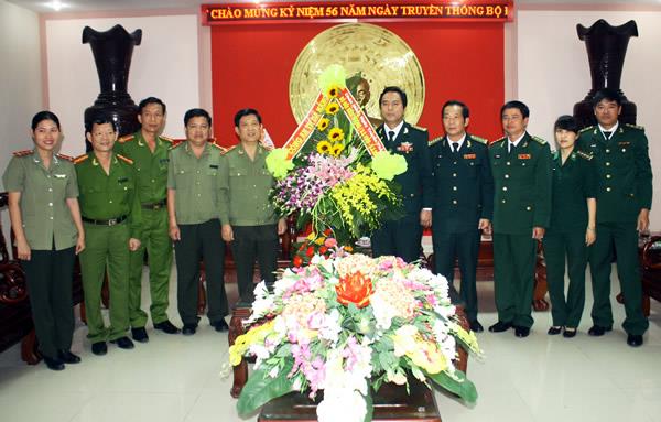 Lãnh đạo CATP thăm và chúc mừng ngày truyền thống BĐBP