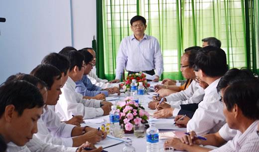 Lãnh đạo Thành ủy kiểm tra công tác chuẩn bị đại hội điểm cấp cơ sở