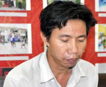 Vờ thăm để thó