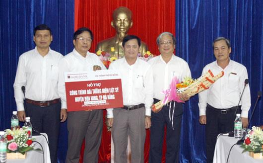 Hỗ trợ 100 triệu đồng xây dựng công trình Đài tưởng niệm liệt sĩ Hòa Vang