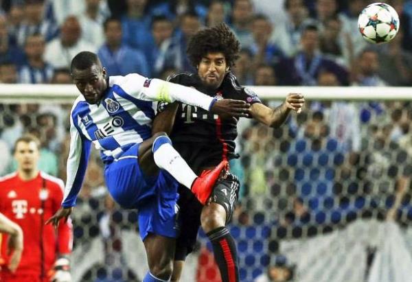 Lượt về tứ kết UEFA Champions League: Hùm xám leo dốc