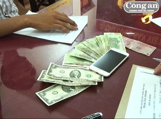 Bộ đôi trộm cắp, cướp giật