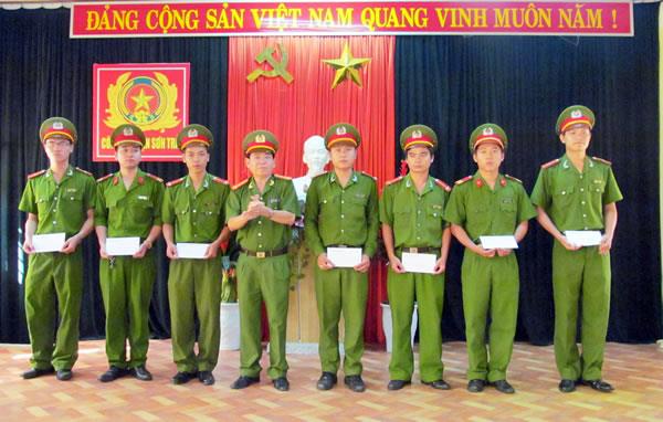 Khen thưởng nhiều CSKV giỏi