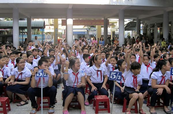 Chấm dứt tình trạng lạm thu trong trường học