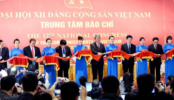 Khai trương Trung tâm Báo chí Đại hội XII của Đảng
