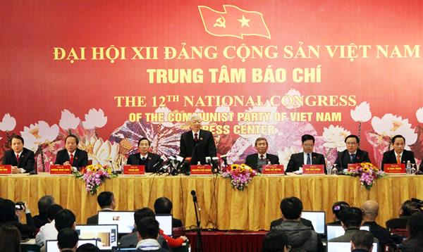 Tổng Bí thư Nguyễn Phú Trọng chủ trì họp báo
