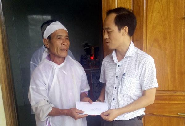 Chung tay vì đồng bào vùng lũ
