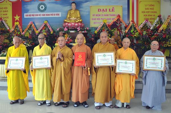 Phật giáo có nhiều đóng góp trong xây dựng và phát triển thành phố