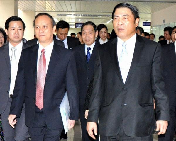 Nghị quyết 33 ra đời như thế nào?