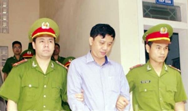 Bắt giám đốc lừa chạy xuất khẩu lao động, xin việc