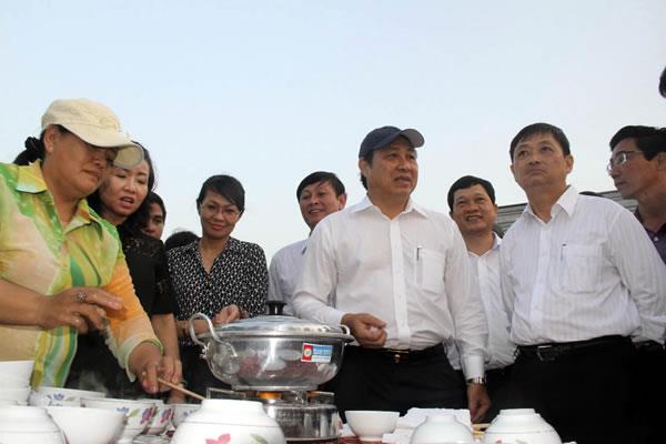 Đà Nẵng: Biển sạch, hải sản an toàn