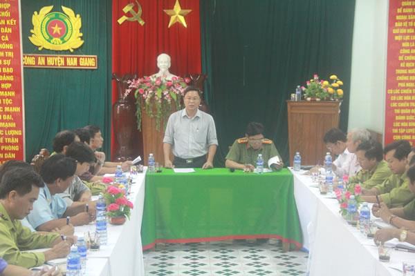 Vụ phá rừng pơmu tại khu vực biên giới Cửa khẩu Nam Giang: Điều tra, xử lý nghiêm, không có vùng cấm