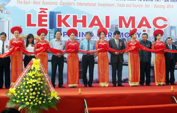 Khai mạc hội chợ quốc tế thương mại - du lịch và đầu tư hành lang kinh tế Đông Tây