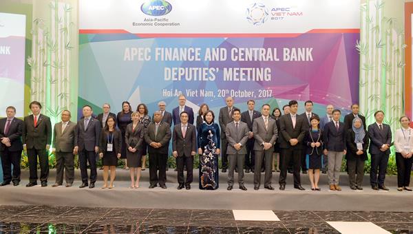 Hợp tác tài chính APEC: Ưu tiên phát triển cơ sở hạ tầng và chống trốn thuế