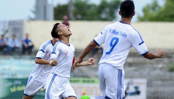 Vòng 22 V-League: Cờ đến tay Quảng Nam