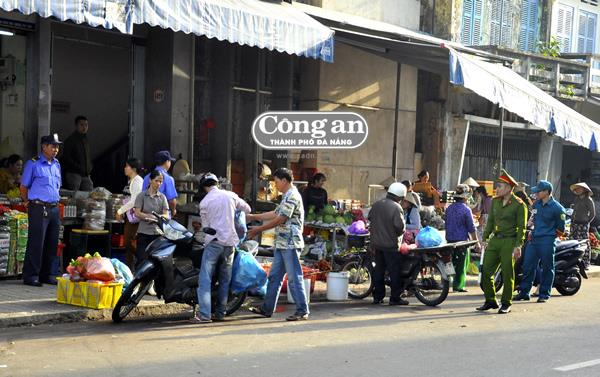 Quyết liệt đảm bảo trật tự đô thị và an toàn giao thông