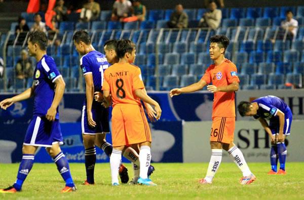 Cú hat-trick của SHB Đà Nẵng