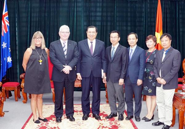 Đại sứ Australia thăm Đà Nẵng