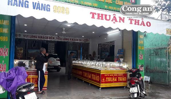 Lại xảy ra cướp giật tại tiệm vàng
