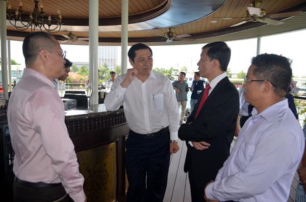 Sông Hàn Đà Nẵng có tàu du lịch 5 sao