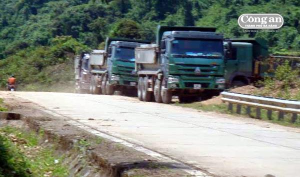 Báo động xe quá tải trên Quốc lộ 14B