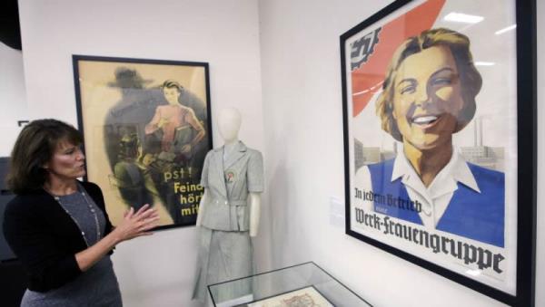 Triển lãm Phụ nữ trong Thế chiến II