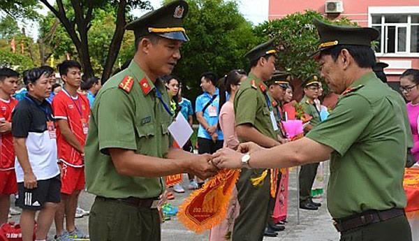 Hơn 150 VĐV tham dự Hội thao Cụm thi đua số 7 Bộ CA