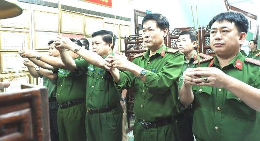 Công an quận Hải Châu phát động học tập tấm gương dũng cảm của 3 liệt sỹ CAND hy sinh tại xã Đồng Tâm