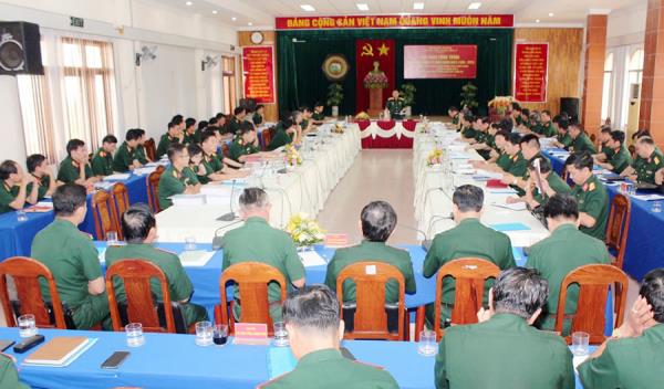Hội thảo công trình Lịch sử LLVT Quân khu 5 (1945 - 2015)